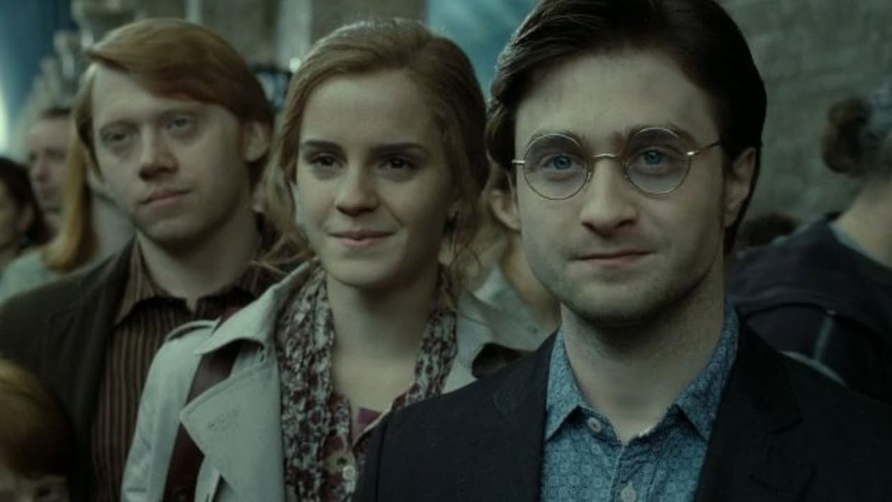 En el epílogo de 'Las reliquias de la muerte parte 2' Harry y sus amigos aparecen como unos adultos. Ya no tienen que lidiar con Voldemort, pero ahora tiene trabajos, hijos y un montón de responsabilidades.