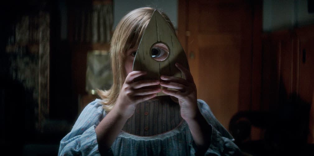 Llega un escalofriante avance de Ouija: Origin of Evil