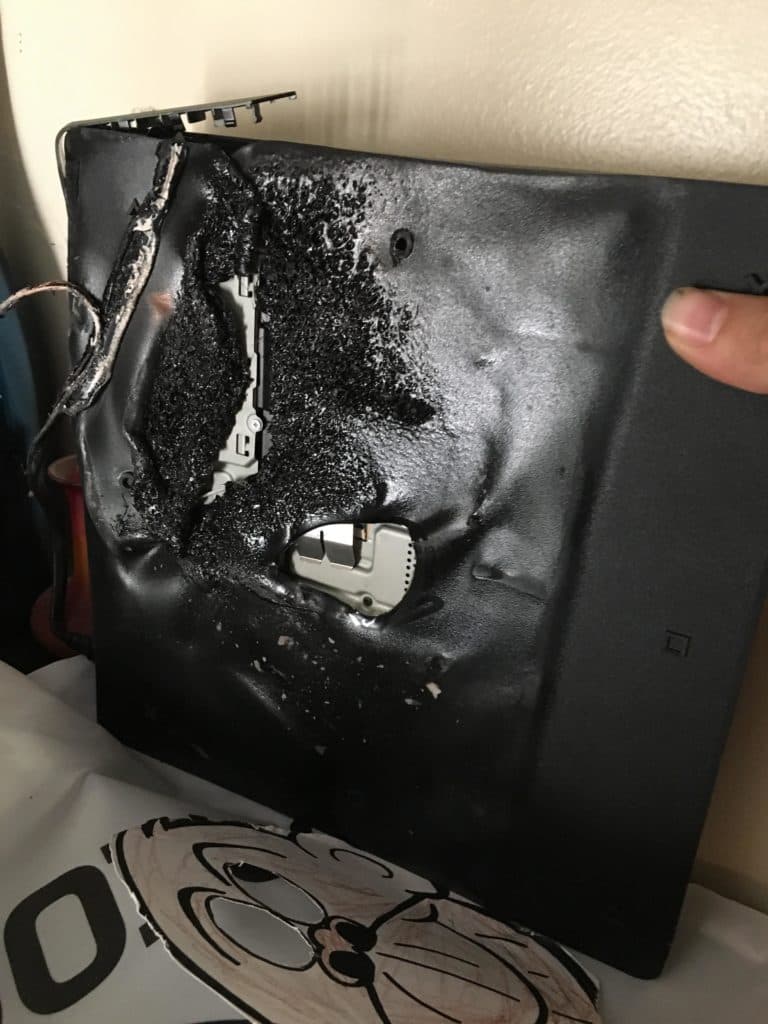 Casual que se te derrite el PlayStation y sigue prendiendo