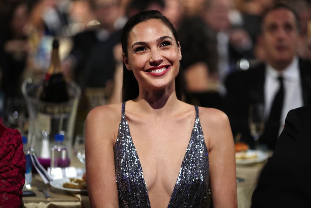 Gal Gadot nació el 30 de abril de 1985 en Rosh Ha'ayin, Israel.