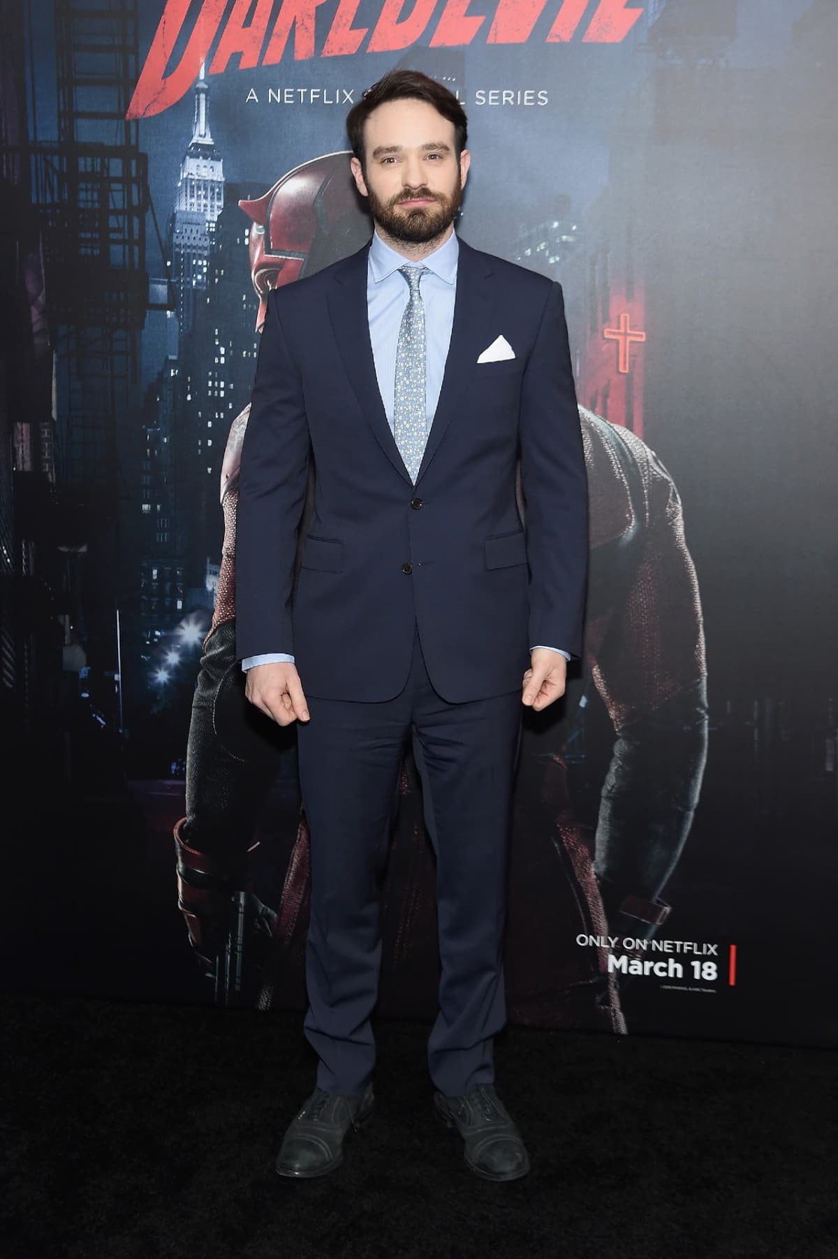 Charlie Cox en la premiere de la temporada 2 de 'Daredevil' (2016).