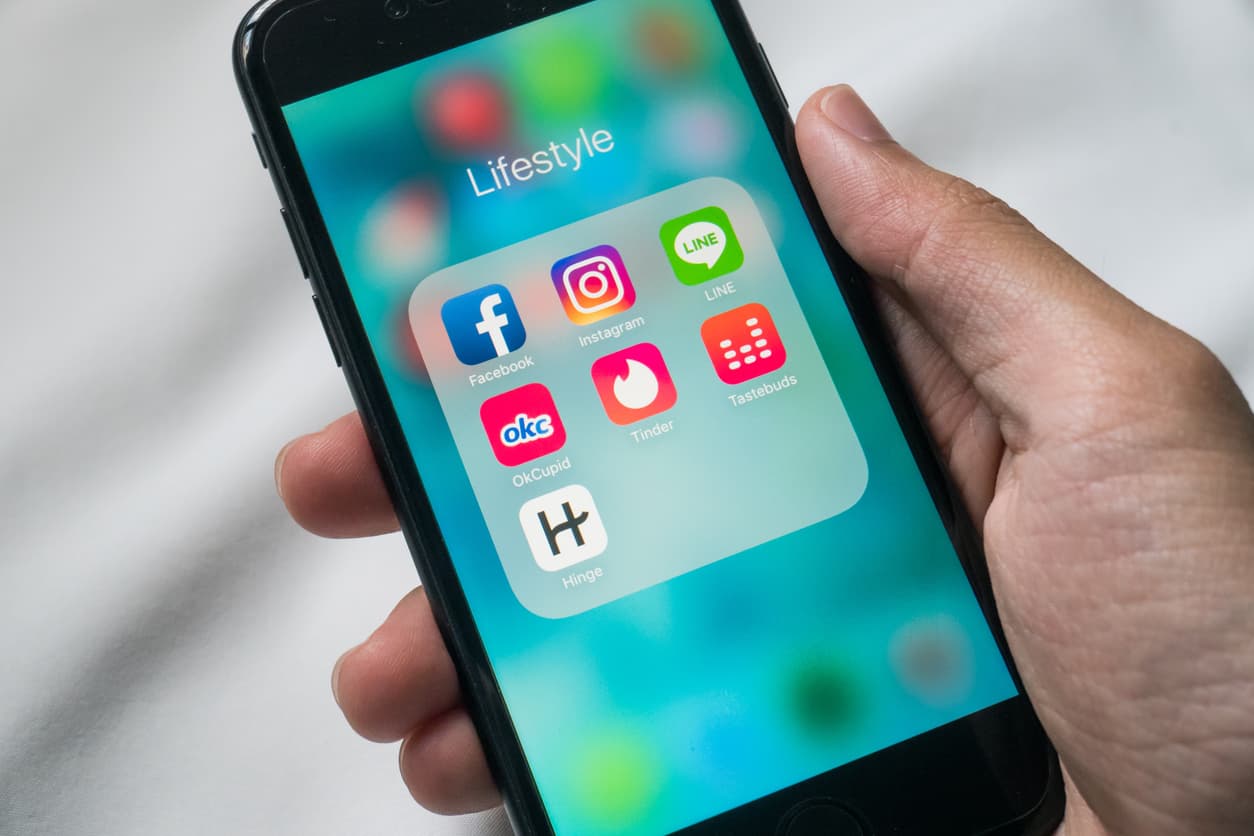 Tinder lanza el Modo Trabajo, con el que puedes ligar en la oficina