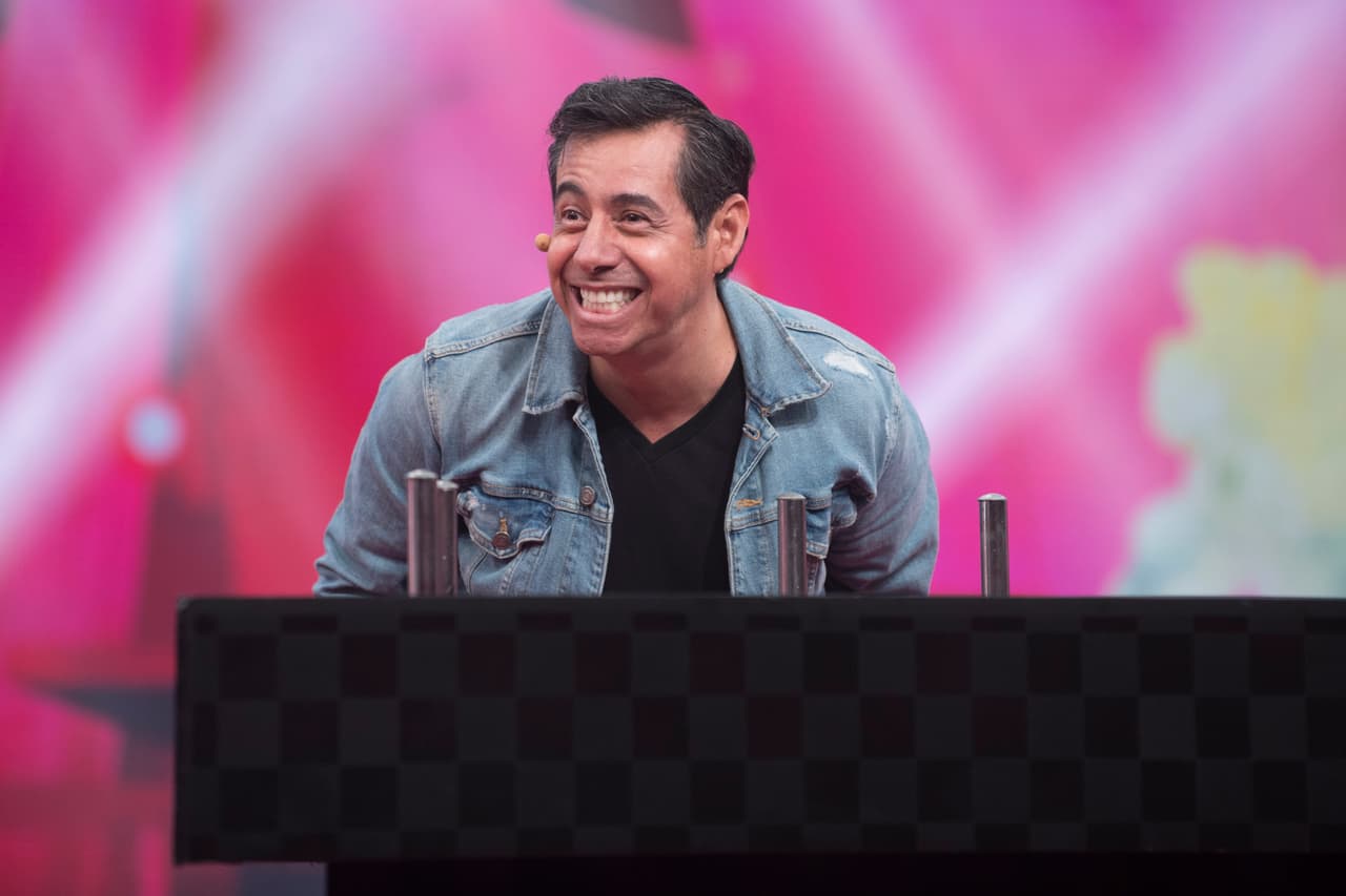 Y el invitado estaba muy alegre de que no había sido él quien recibía la descarga...