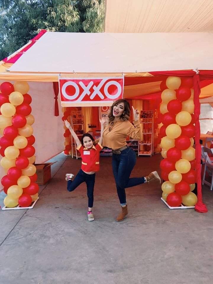 Roberta, una niña de 8 años, tuvo una fiesta temática de su tienda favorita, el Oxxo.