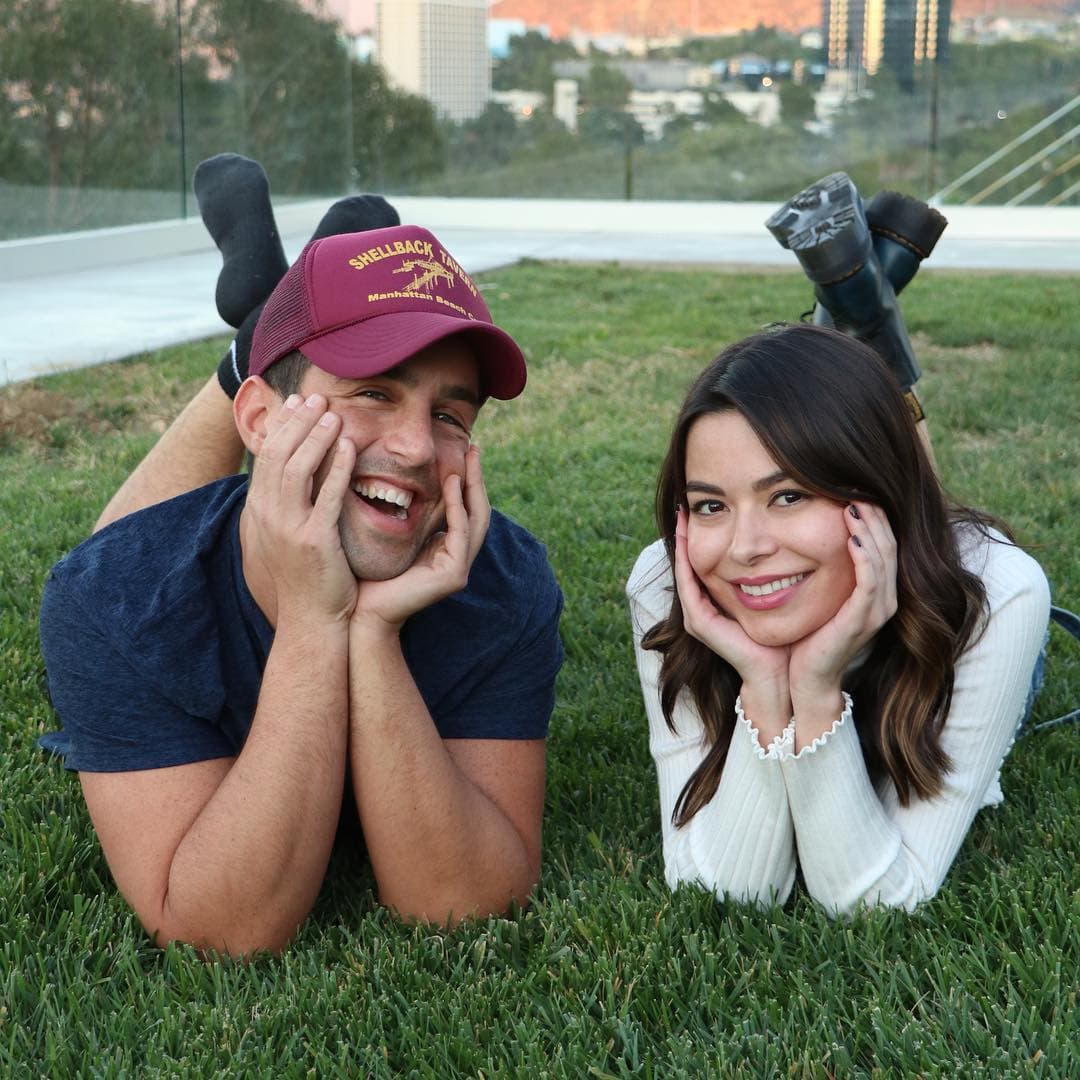 ¡Mira el reencuentro de Josh y 'Megan'!