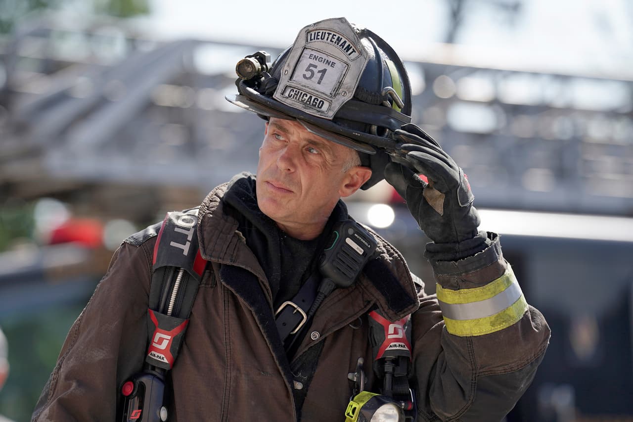 CHICAGO FIRE -- "A Volatile Mixture" Episode 705 -- Pictured: David Eigenberg as Christopher Herrmann -- (Photo by: Elizabeth Morris/NBC)