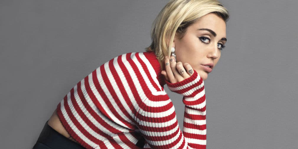 6. Miley Cyrus: La cantante y actriz lidera a los chicos arriesgados que no le temen a las últimas tendencias.