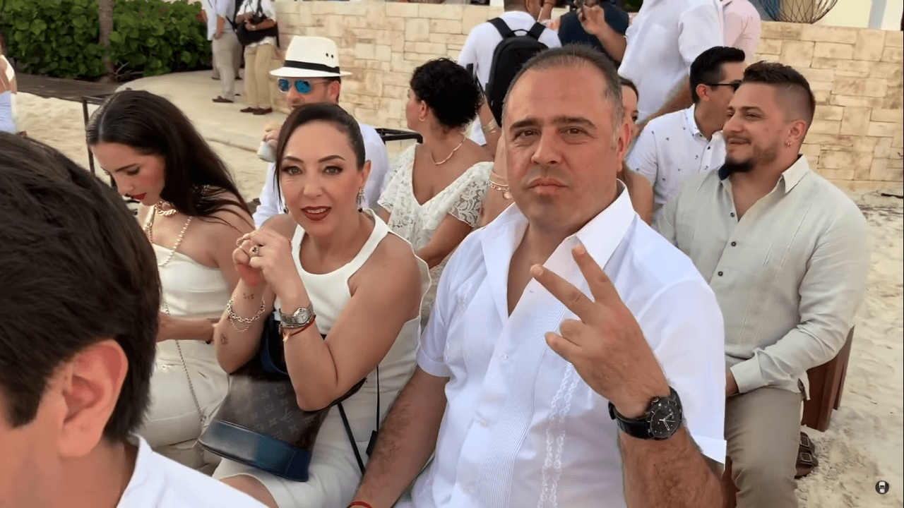 El productor Lalo Suárez y Yahir Vega también asistieron, por supuesto.