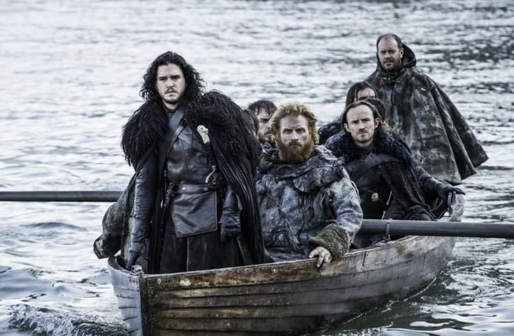 En Game of Thrones no persiguieron a Jon Snow cuando se subió a una lanchita