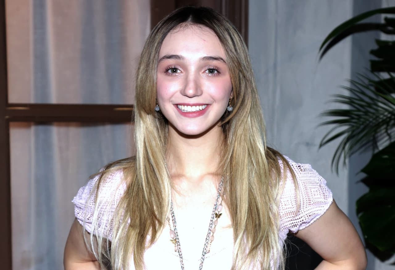 Nina Rubín revela que desea ser tatuadora y comenzó a ensayar con sus papás 