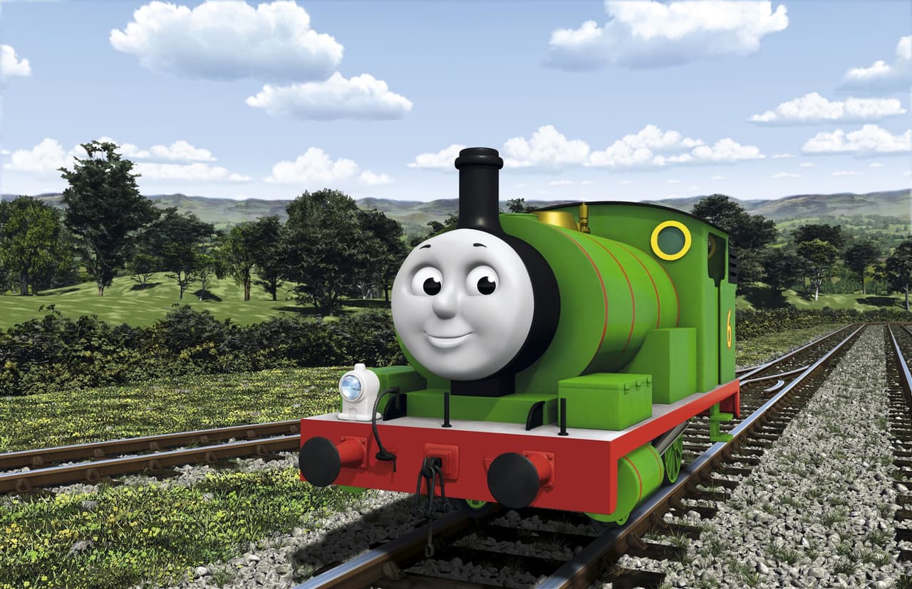 Percy Se conforma con resoplar por la estación sin ningún deseo en especial por buscar aventuras en el mundo exterior. Es el mejor amigo de Thomas y su trabajo favorito es transportar el correo.
