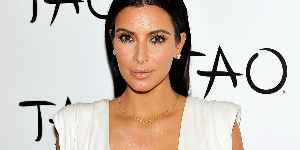 4. Kim Kardashian: ¡No puedo esperar a que Call of Duty Black Ops II salga! ¡Los gráficos se ven locos!.
