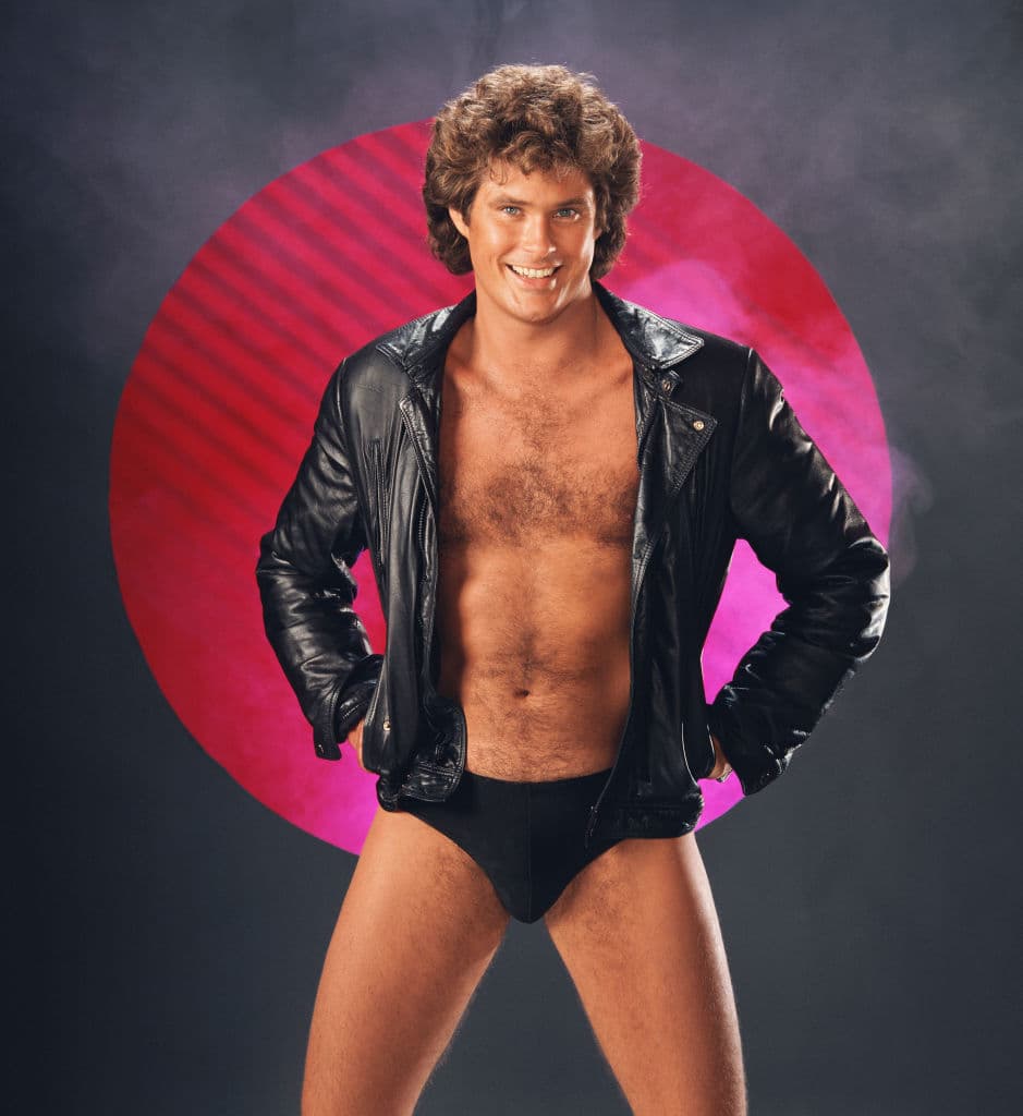 David Michael Hasselhoff nació el 17 de julio de 1952 en Maryland, EE. UU., es conocido como "The Hoff ". Este actor no ha dejado su popularidad desde que apareció en la industria del entretenimiento y te contamos algunas curiosidades sobre su vida y obra, como que estableció un récord mundial Guinness como el hombre más visto en la televisión.
