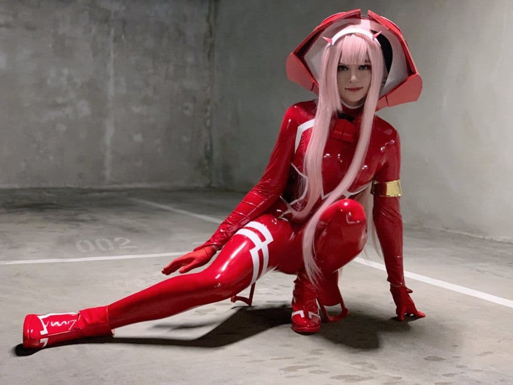 Si estás al tanto de las escenas competitiva de League of Legends, seguramente es de tu conocimiento el espectacular talento de Sneaky, quien juega profesionalmente para Cloud 9, en torno al cosplay.