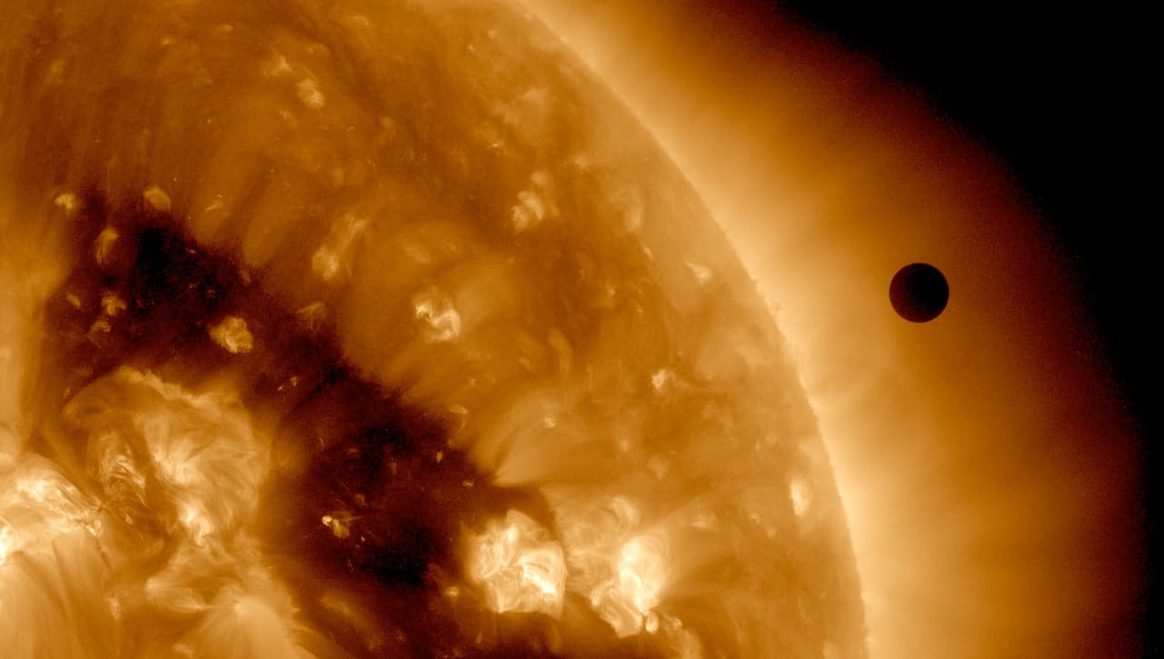 La NASA ha rechazado que haya una Edad de Hielo por esta baja en la actividad solar y, además, especialistas han indicado que la más reciente ocasión que ocurrió algo similar, entre 1645 y 1715, se debió principalmente a situaciones ocurridas en la superficie terrestre.