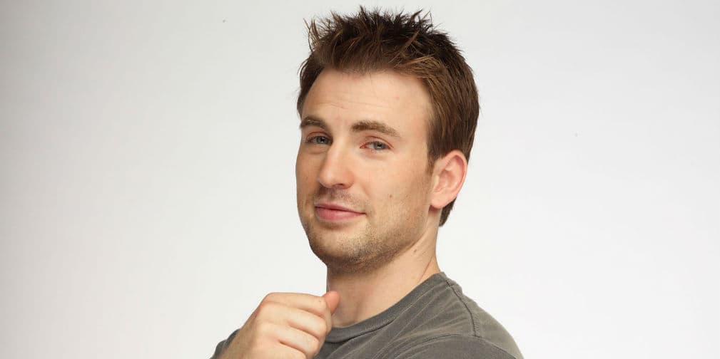5. Chris Evans: El actor planea obtener más agilidad, según declaró debería hacer más yoga.
