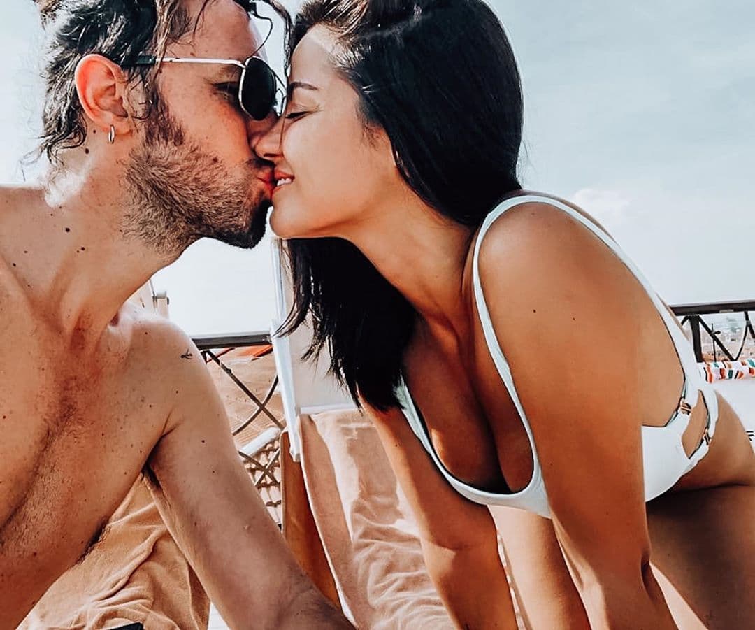 En cuanto a su vida sentimental, Maite está comprometida con el productor Koko Stambuk. “Yo estoy comprometida desde el día uno, cuando uno tiene una relación se compromete, sino para qué tienes una relación”, expresó, según el sitio Hola! US.