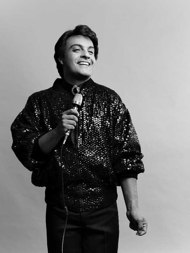 Juan Gabriel en Hasta que te conocí