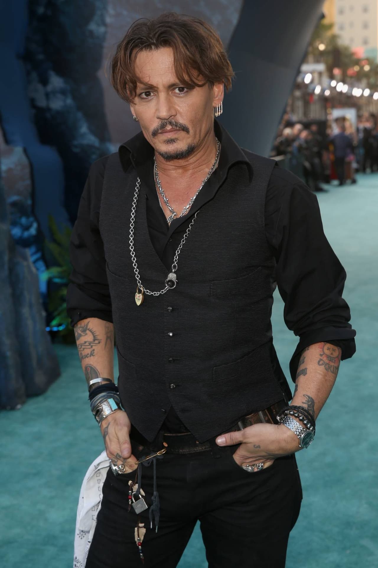 VMA 2022: Johnny Depp hace extraña ‘aparición’ en los premios