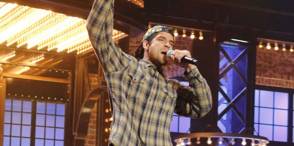 Tyler Posey retoma faceta como cantante