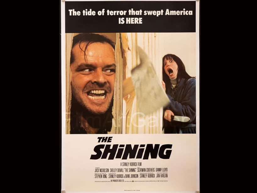1- El resplandor (1980). Este clásico de Stanley Kubrick no podía faltar en el conteo, Jack Nicholson nos muestra una gran actuación para contar la historia de Jack Torrance, quien enloquece cuando queda a cargo del cuidado de un hotel, junto a su familia en un lejano lugar.