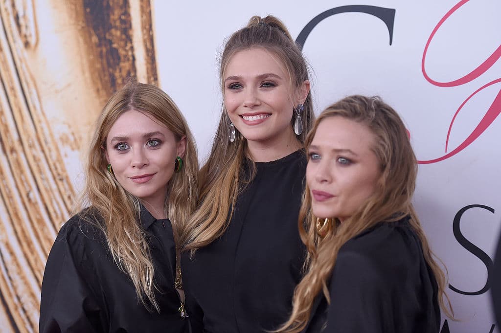 La actriz comenzó a actuar en 1994, cuando apareció en la película para televisión ‘How the west was fun’ y un año después tuvo un papel secundario en ‘Tres por tres’, ficción en la que aparecían sus hermanas Mary-Kate y Ashley Olsen.
