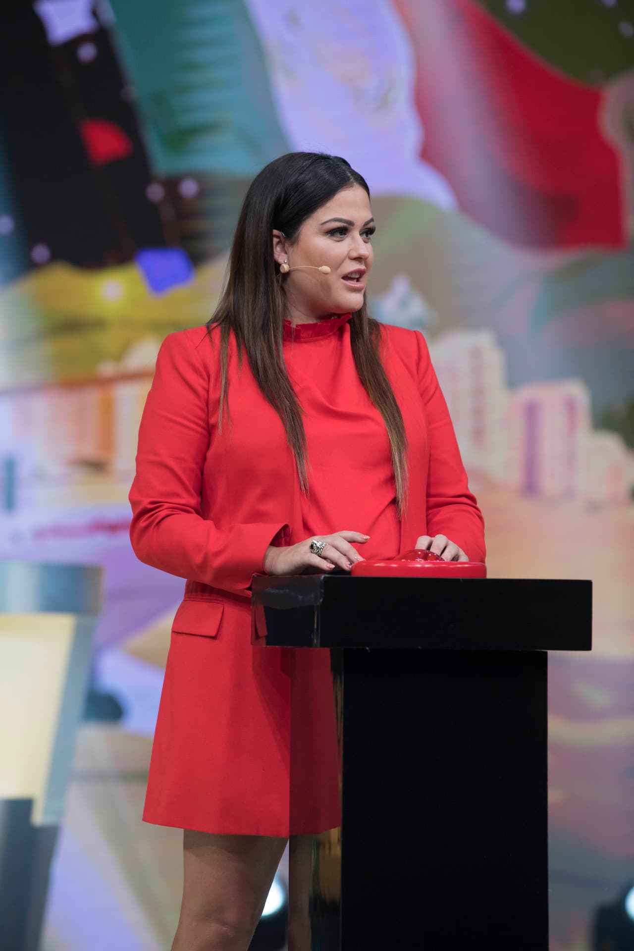 Zel bromeó y le dijo a Mariana que era una "piñata" en uno de los juegos y la última le contestó "piñata tu cola", pero ya se le había quedado el apodo de Mariana "La Piañata" Echeverría.