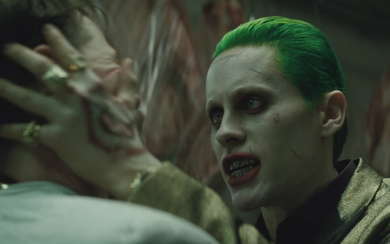 Jared Leto "quiso meterse" en la psicología del personaje a través de métodos poco ortodoxos. Sin embargo, parte de sus escenas fueron cortadas y Suicide Squad es considerada un fracaso.