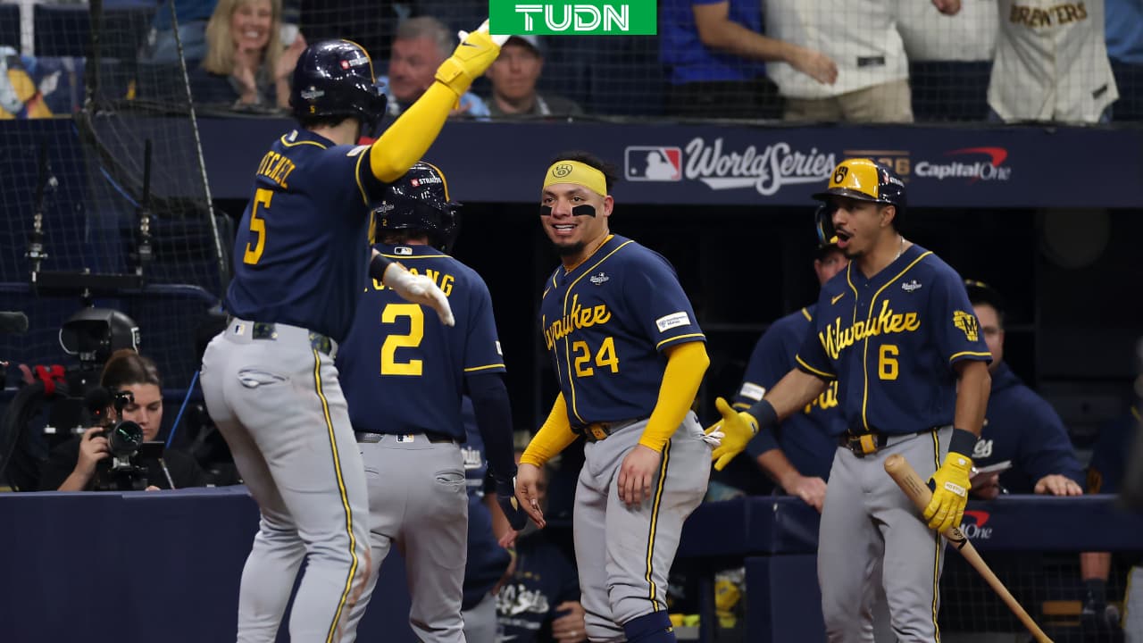 Brewers se pone a un triunfo de hacer historia