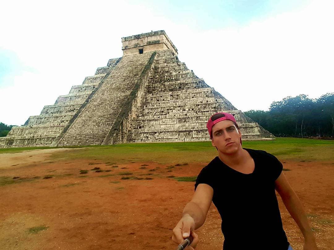 Una de las primeras imágenes que compartió en su cuenta oficial de Instagram fue su viaje a Chichen Itza, en octubre de 2016.