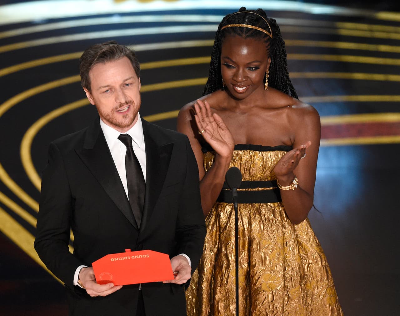 Presentó con Danai Gurira (The Walking Dead, Black Panther) la categoría de Mejor edición de sonido, que ganó 'Bohemian Rhapsody'
