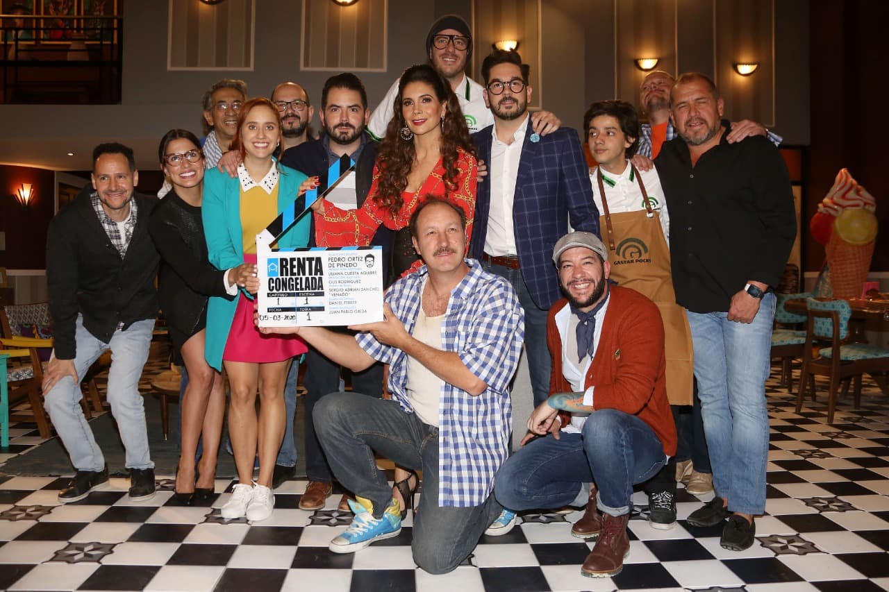 Elenco y producción de Renta Congelada en el pizarrazo de su tercera temporada