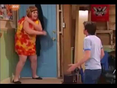 "¿Por qué te vistes como Cristina Saralegui?", lo que le dijo Drake a Josh cuando lo encontró vestido de la señorita Nancy.