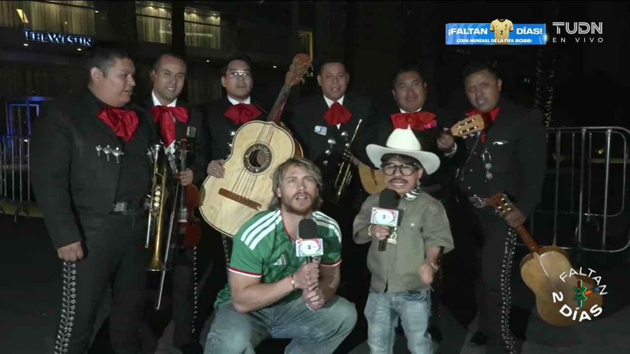 Aldo y Abelito llevan serenata a la Selección de Sudáfrica
