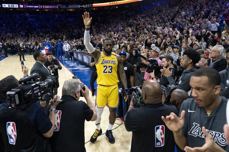 El mundo lamenta la muerte de Kobe Bryant, uno de los más grandes atletas de su generación. Pero no es el único famoso que hemos perdido ante los fallos mecánicos y humanos en aeronaves.
