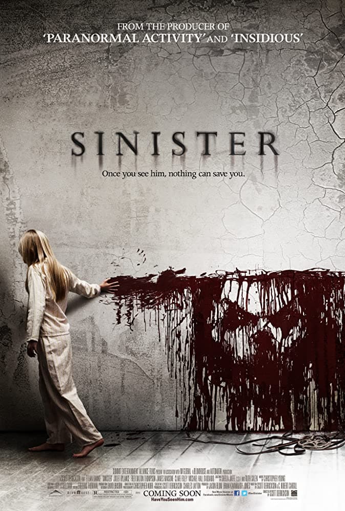 Siniestro (2012) - Prime Video: Sigue la historia de Ellison Oswald, un escritor de historias sobre criminales, que está en un bache y está desesperado. Este descubre una cinta que muestra las muertes de una familia y promete resolver el misterio.: