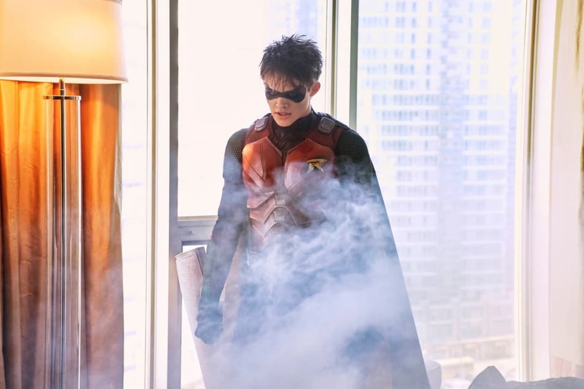 DC dejó que la gente votara si Robin debía vivir o morir en la serie 'Titans'
