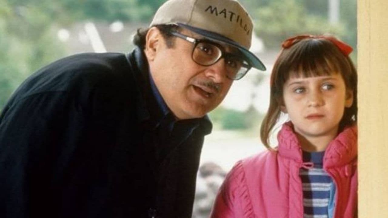 Danny DeVito adpotó a Mara Wilson para evitar que tuviera la misma infancia que Matilda