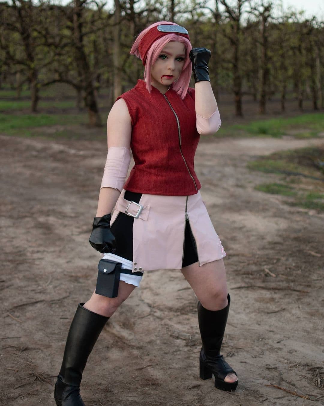 Tal vez por esa razón Emi Apollo también decidió hacer un cosplay de la integrante del equipo 7 de Kakashi Hatake.