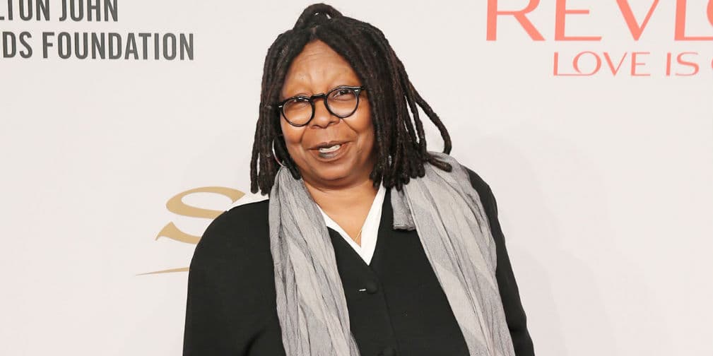 9. Whoopi Goldberg: La legendaria actriz lo ha catalogado de dictador y condenó su campaña política.