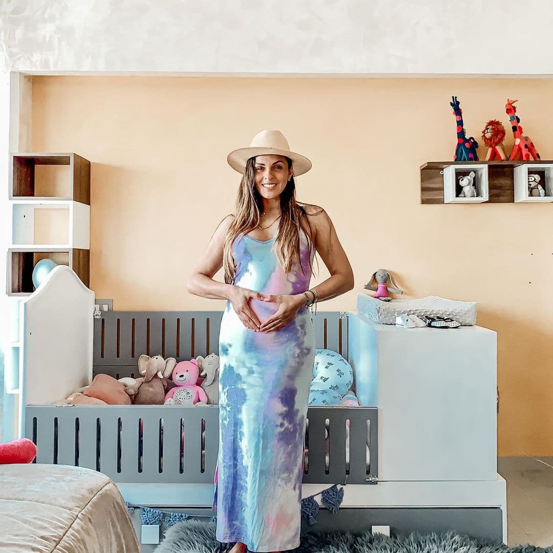 A mediados de julio compartió parte de la decoración de la habitación de su segunda hija, recibiendo múltiples halagos de sus seguidores por incluir tiernos peluches.