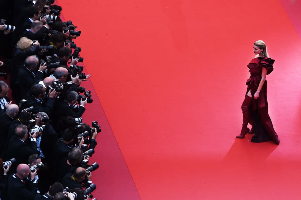 Una vez más en el Festival de Cine de Cannes en la proyección de "Pain And Glory", el 17 de mayo de 2019. Tal vez no se ve rostro, pero es una fotaza y, además, ¿quién no estaría feliz de estar allí?.