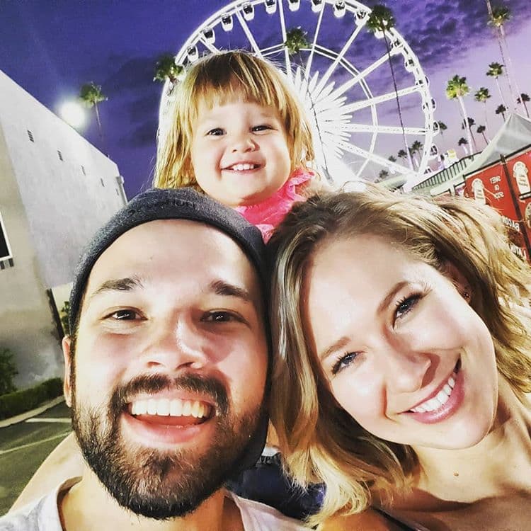 En diciembre de 2015, Nathan y London tuvieron a su primera hija, Rosie, quien aparece constantemente en las redes sociales del actor.