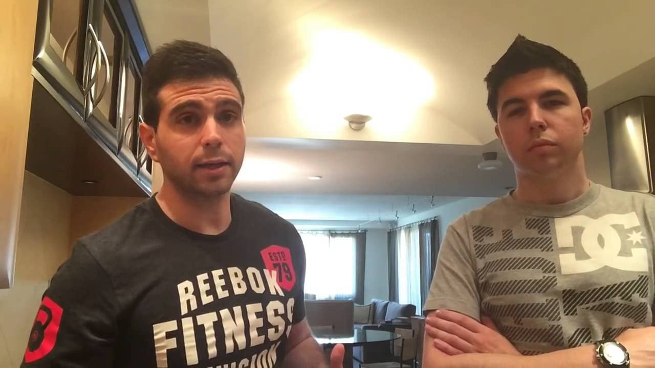 Vegetta y Willyrex no sólo son de los miembros más constantes. También son un par cuyas aventuras han trascendido del Minecraft y el YouTube hasta a los libros.