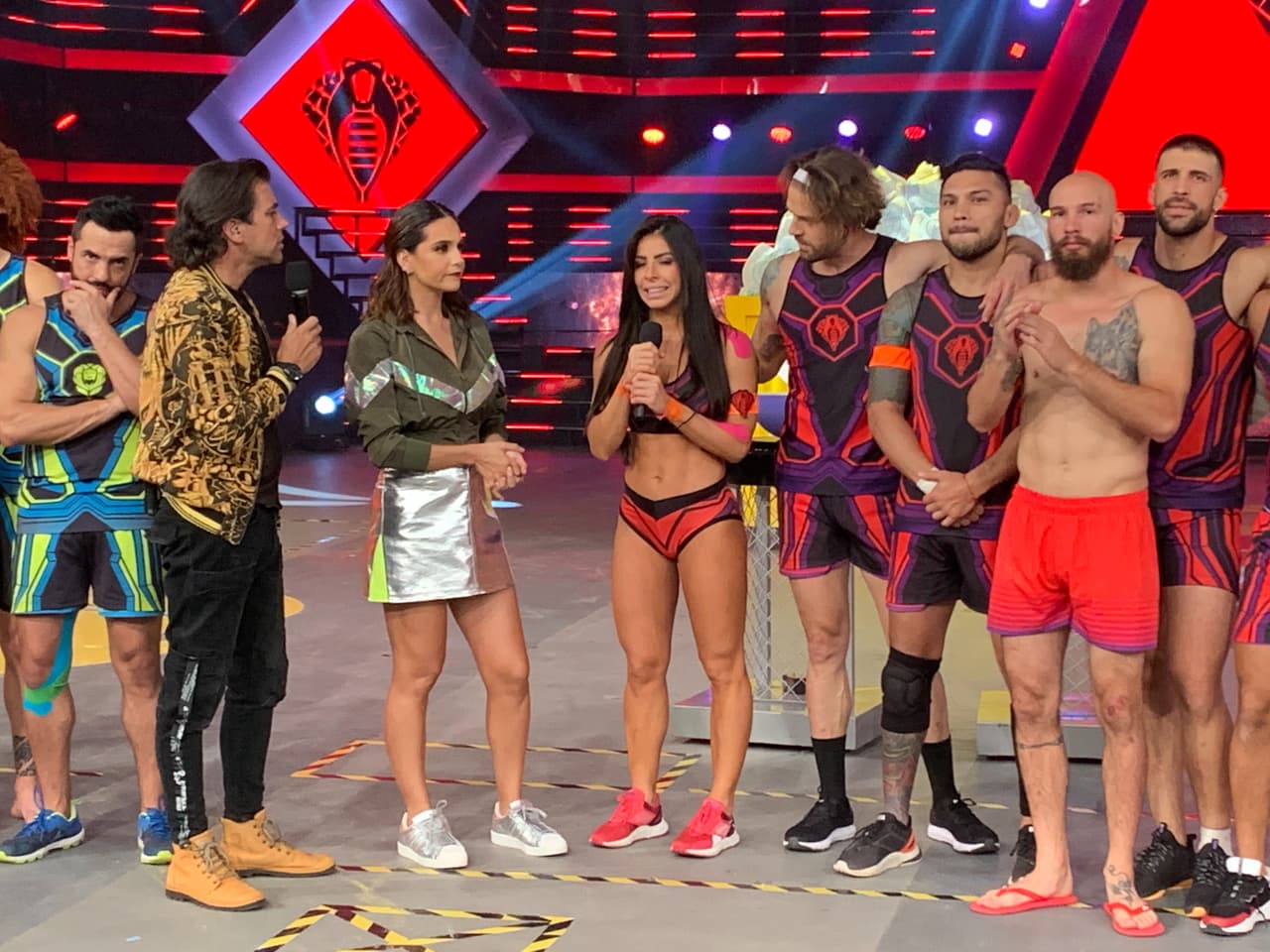 Las Cobras se llevaron el reconocimiento de 200 mil pesos y las 400 despensas para las personas afectadas por la pandemia de Covid-19, pero Dani Fainus anunció su salida del show debido a una lesión.