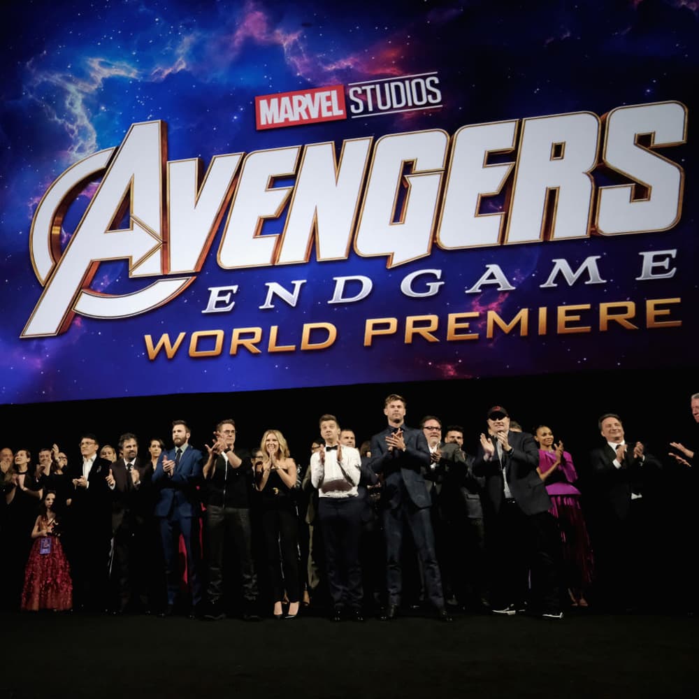 “Miras a los auténticos guerreros del cine de superhéroes: Hemsworth (Thor), The Rock, Downey Jr. (Iron Man), Evans (Capitán América) y te preguntas si te estás poniendo en el lugar equivocado”, dijo Pattinson en la publicación, refiriéndose a las exigencias físicas que tienen los actores cuando interpretan a un superhéroe.