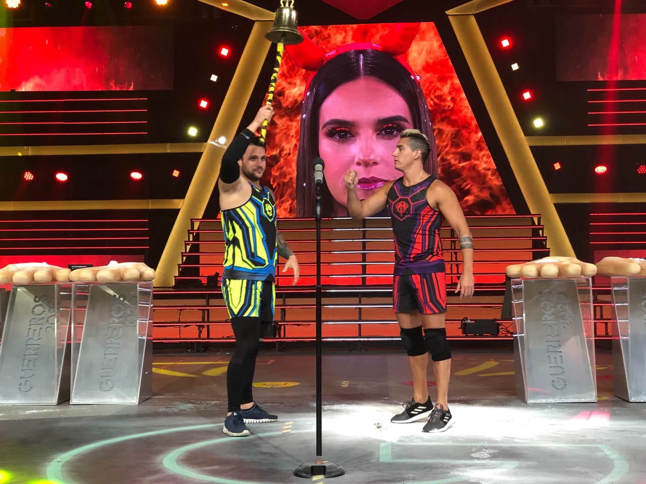 En Preguntas Infernales de nuevo ganó el equipo de Leones, quienes les tocó la cara de 'salvar' en el dado y evitaron así que Jeff fuera sentenciado.