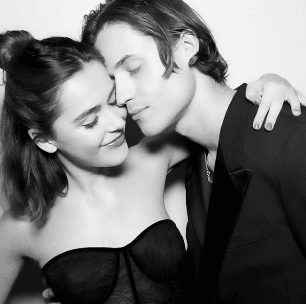 En sus redes sociales Kiernan se ha mostrado cercana al actor Christina Coppola.