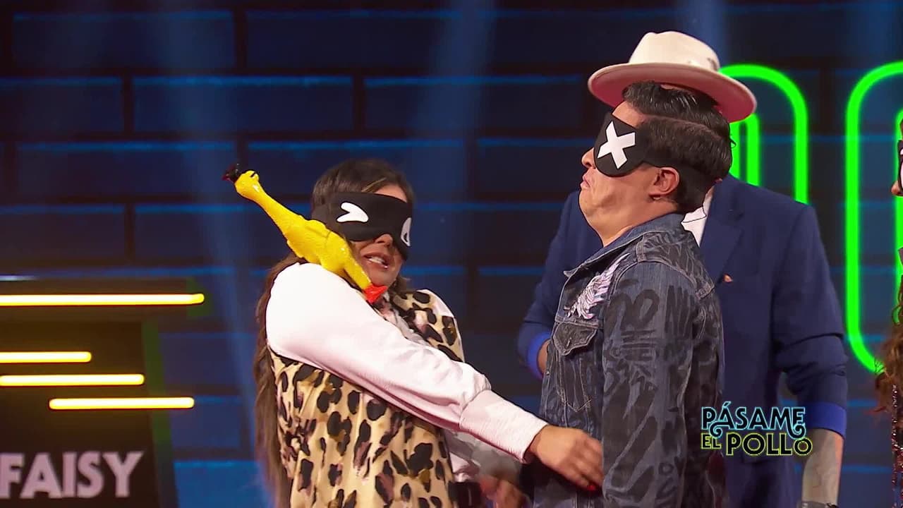 El elenco de ‘Me caigo de risa’ se contorsiona en ‘Pásame el pollo’