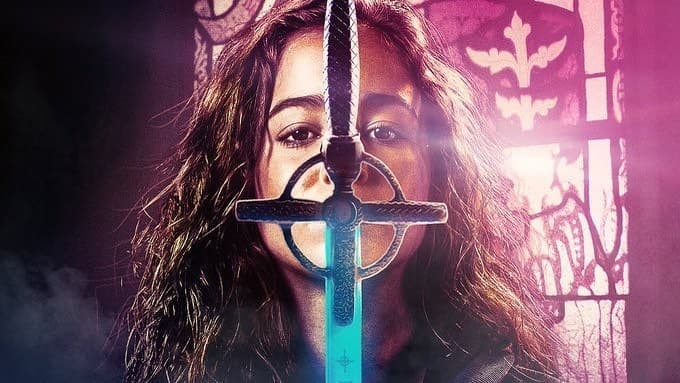 A pesar de la fama que ha alcanzado gracias a ‘Warrior nun’, la joven no desea alcanzar el estrellato, ya que desea, si es posible, dedicarse al cine europeo más experimental. “Ahora es mi turno, pasará un tiempo y todo estará bien”, dijo en entrevista al sitio Observador.